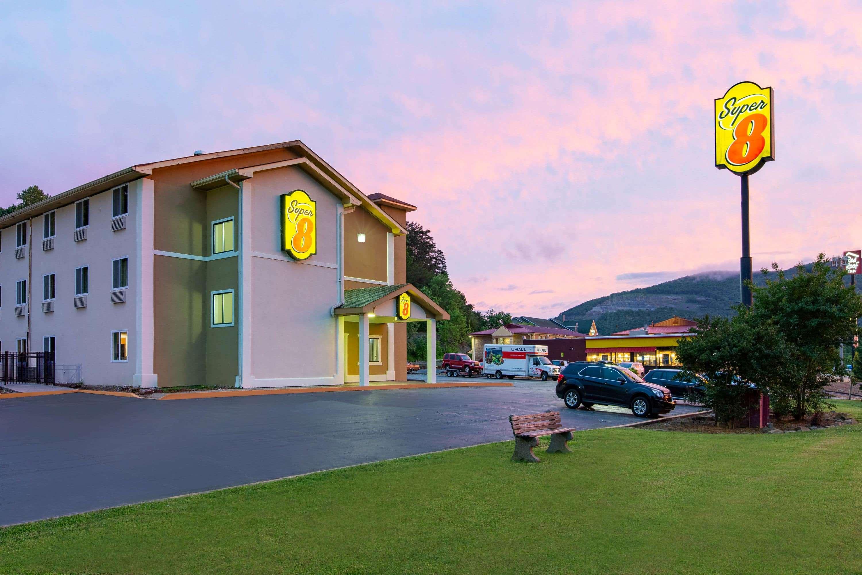 Super 8 By Wyndham Chattanooga Lookout Mountain Tn מראה חיצוני תמונה